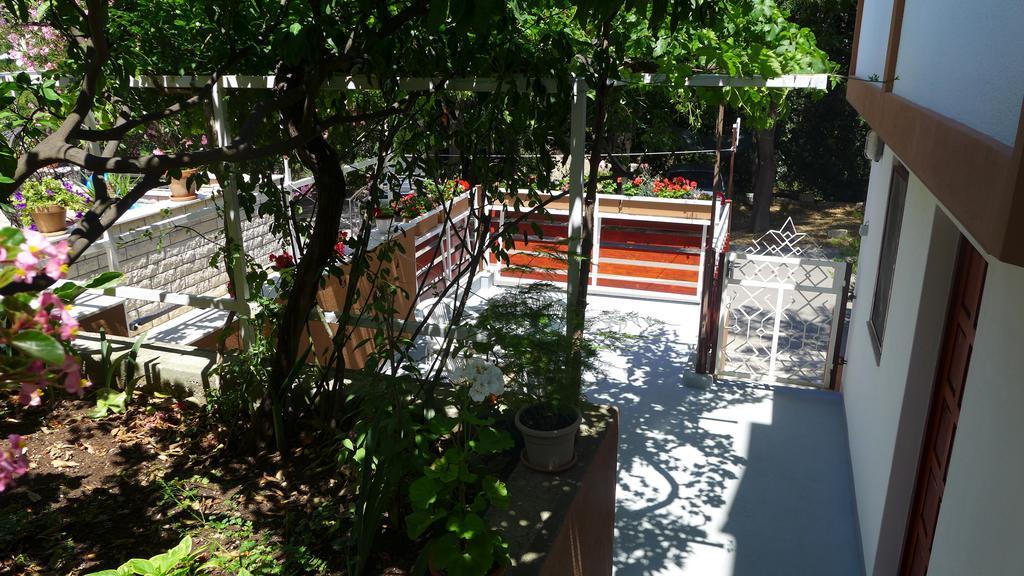 Guest House Kuzmanic Hvar Island Exterior foto