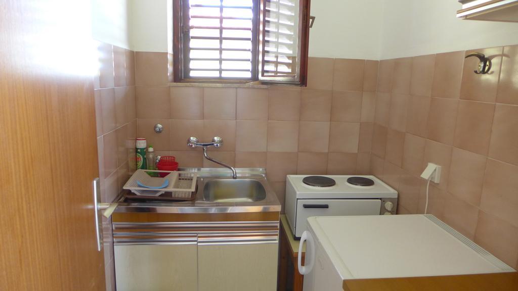Guest House Kuzmanic Hvar Island Quarto foto